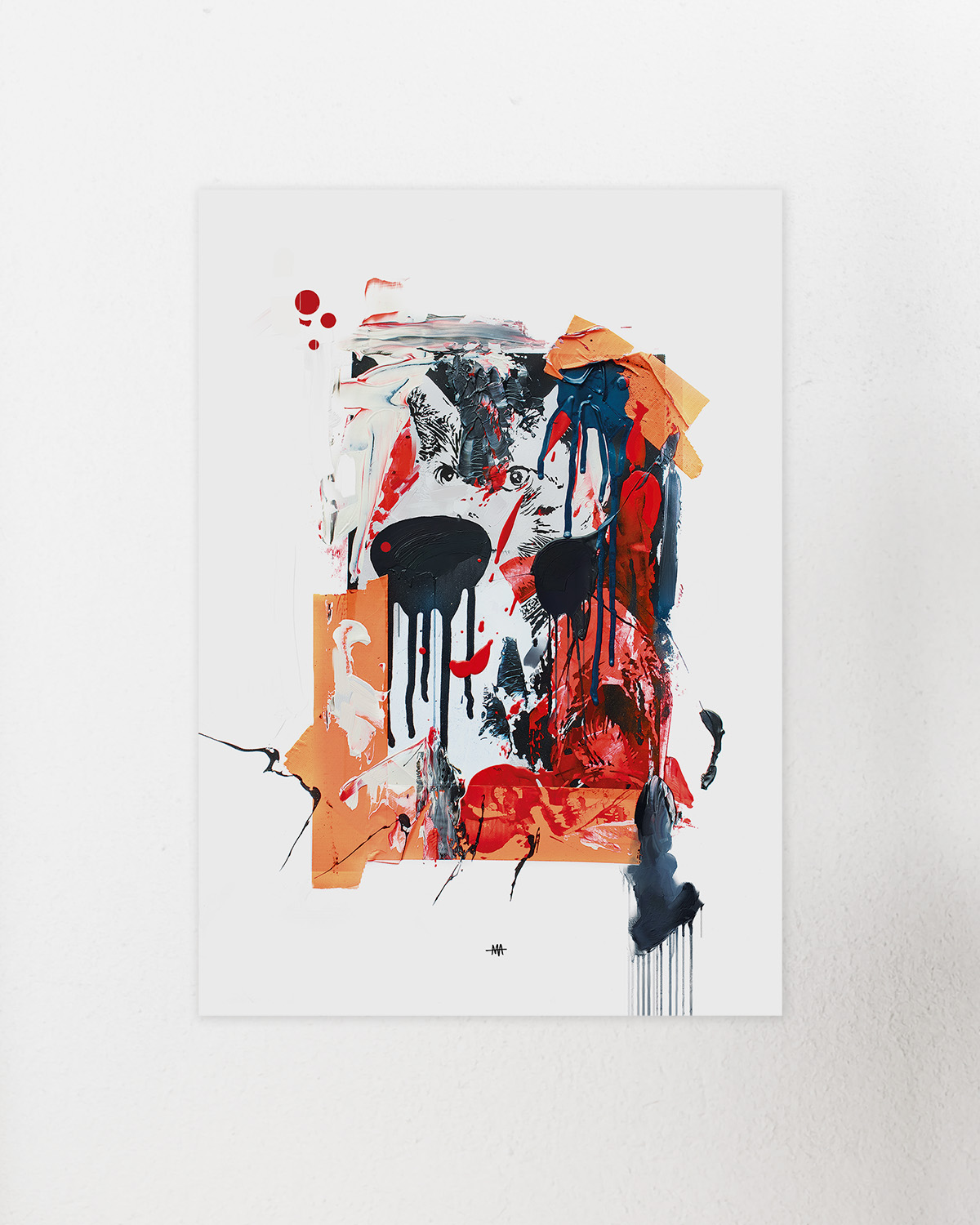 Kunstdruck in kräftigen neon orange und rot-tönen, der von schwarzen akzenten durchbrochen wird.